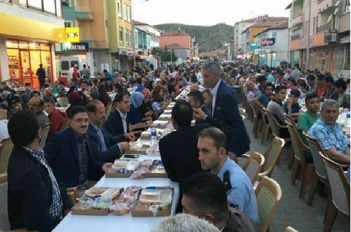Arefe Günü Sayın Başkanımız İlçemiz Halkına Düzenlemiş Olduğu İftar Yemeği